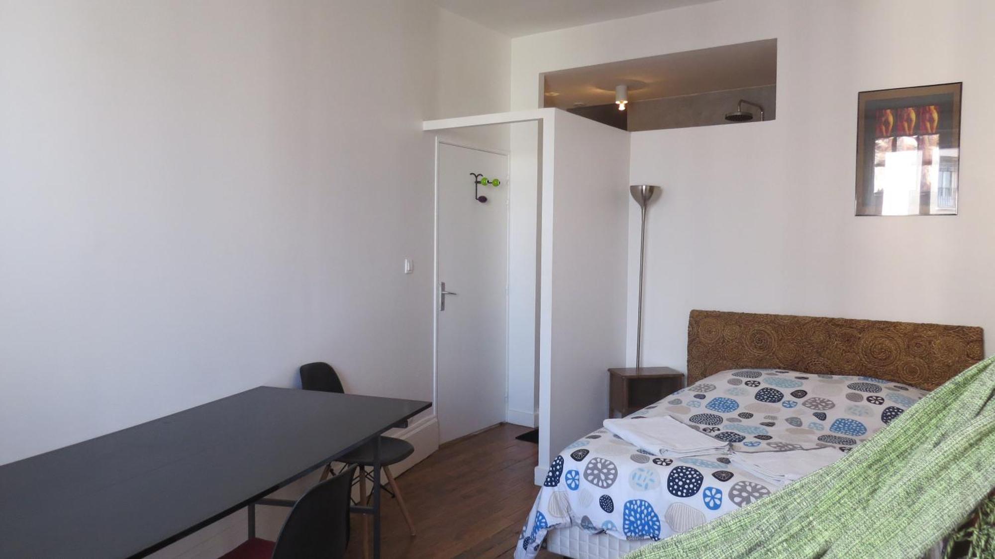 Bel De 70m2 Avec 2 Salles De Bains *