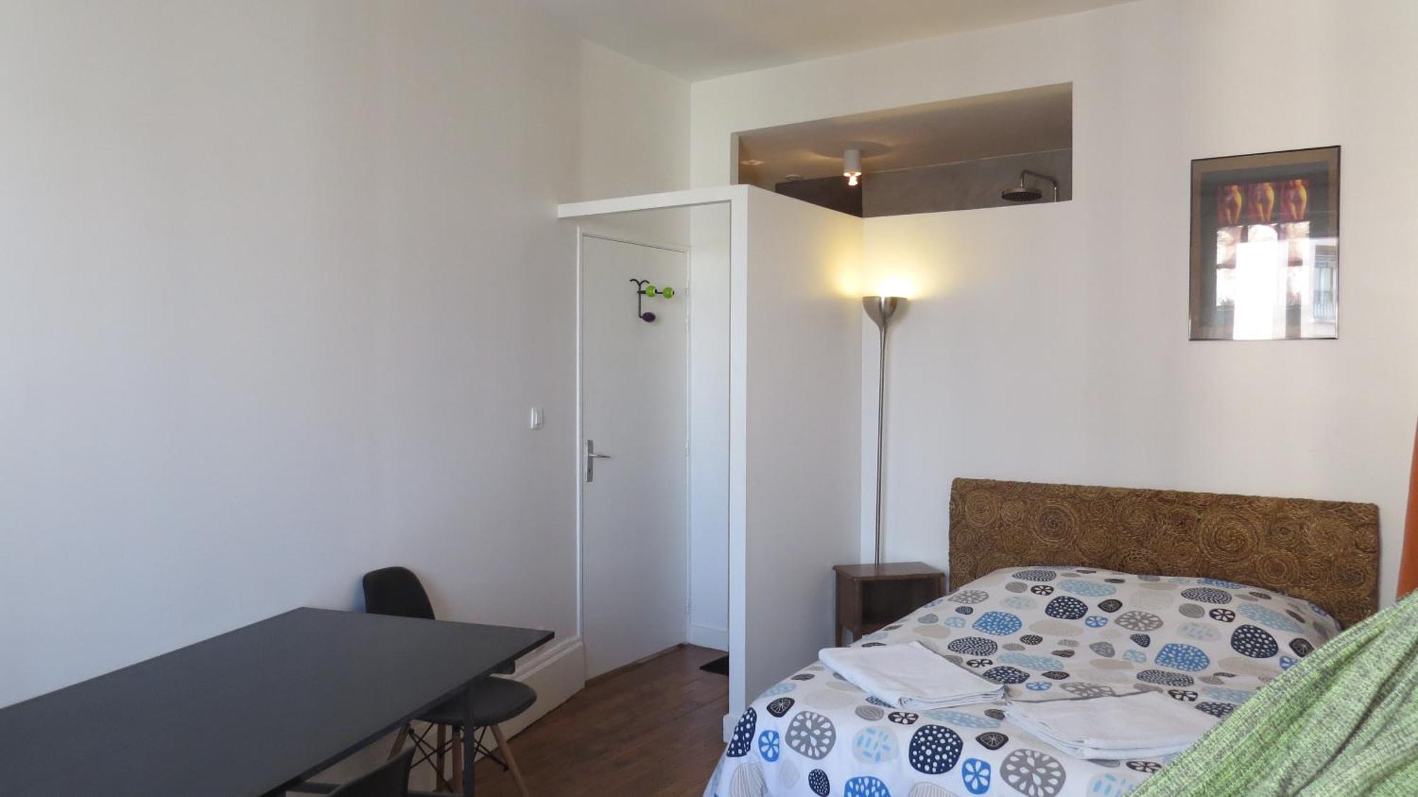 Bel De 70m2 Avec 2 Salles De Bains Homestay *